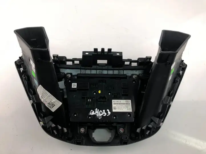 Ford Connect (2008 - 2018) BK2T18K811BC Магнитола / мультимедийная система — фото 5