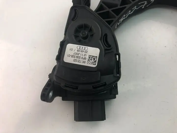 Audi A5 8T 8F (2007 - 2011) 8K1723523 Кронштейн педали акселератора — фото 2