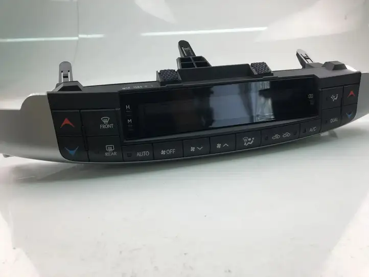 Lexus IS III XE30 (2010 - 2013) 5590076050 Управление климат контролем — фото 2