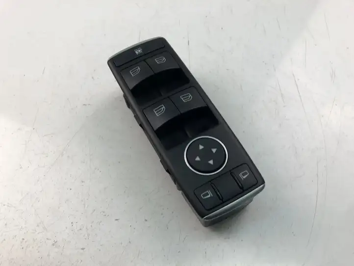 Mercedes-Benz A W176 (2012 - 2018) 1669054300 Блок кнопок стеклоподъемников — фото 1