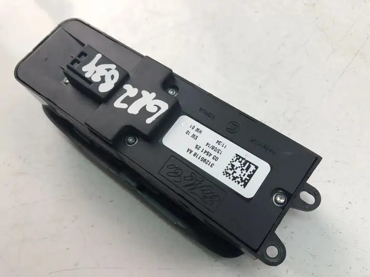 Volvo XC60 (2008 - 2013) 31295118AA Кнопка стеклоподъемников — фото 4