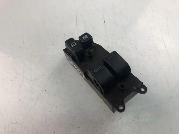 Toyota Yaris (2003 - 2005) 848200D040 Блок кнопок стеклоподъемников — фото 1