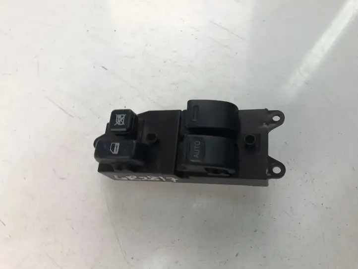Toyota Yaris (2003 - 2005) 848200D040 Блок кнопок стеклоподъемников — фото 2