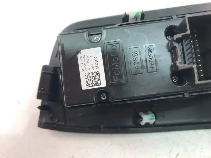 Ford Ecosport (2013 - 2018) GN1514A132PA Блок кнопок стеклоподъемников — фото 3