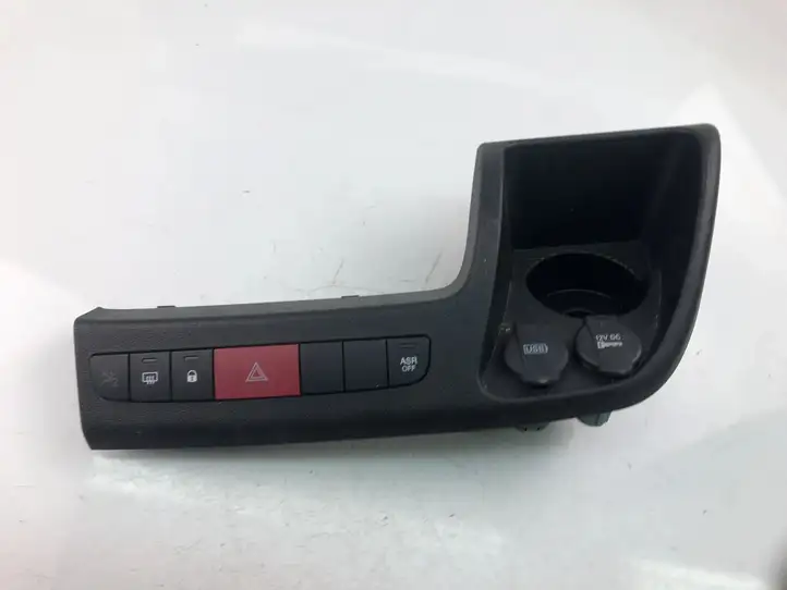 Fiat Ducato (2007 - 2014) 7355861490 Включатель аварийных фонарей — фото 2