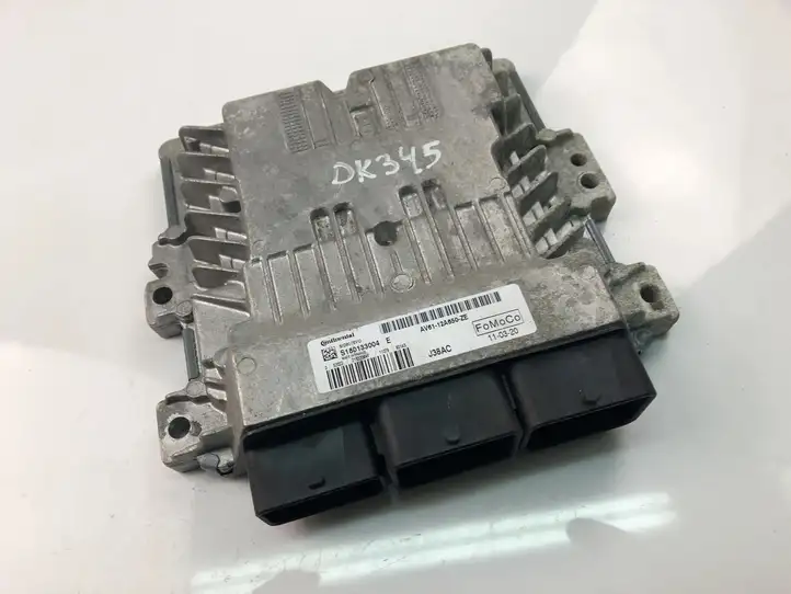 Ford Focus (2011 - 2015) AV6112A650ZE Блок управления двигателем (ECU) — фото 1