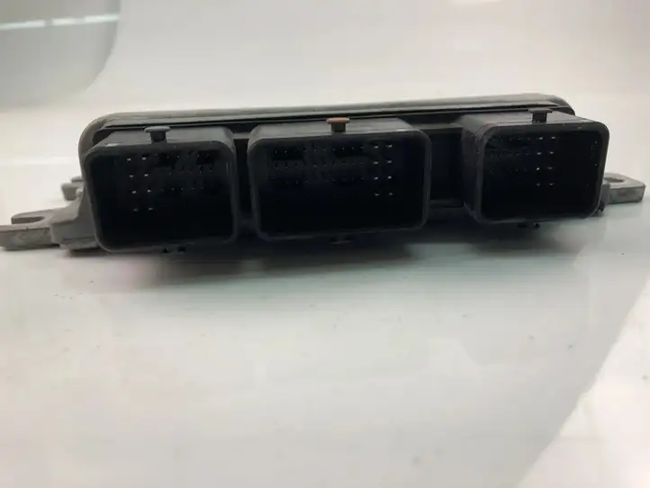 Nissan Juke I F15 (2010 - 2018) NEC999070 Блок управления двигателем (ECU) — фото 3