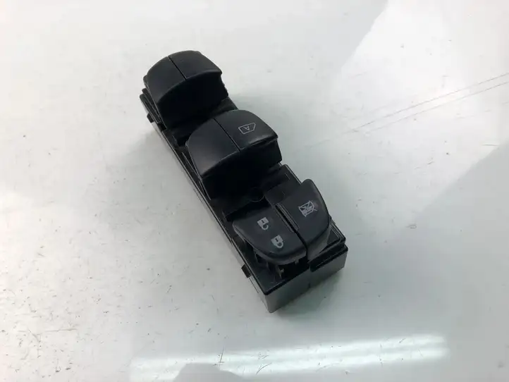 Nissan Leaf I (ZE0) (2010 - 2017) 254015SH0A Блок кнопок стеклоподъемников — фото 1