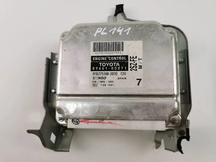 Toyota Yaris (1999 - 2003) 896610D071 Блок управления двигателем (ECU) — фото 2