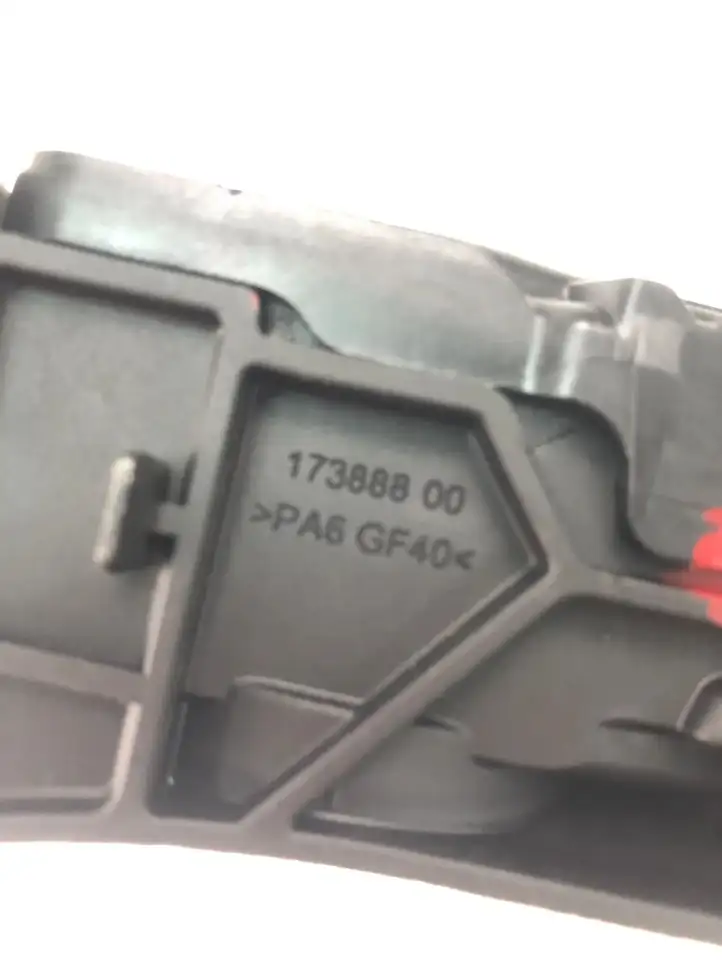 Ford Focus (2011 - 2015) 17388800 Кронштейн педали акселератора — фото 4