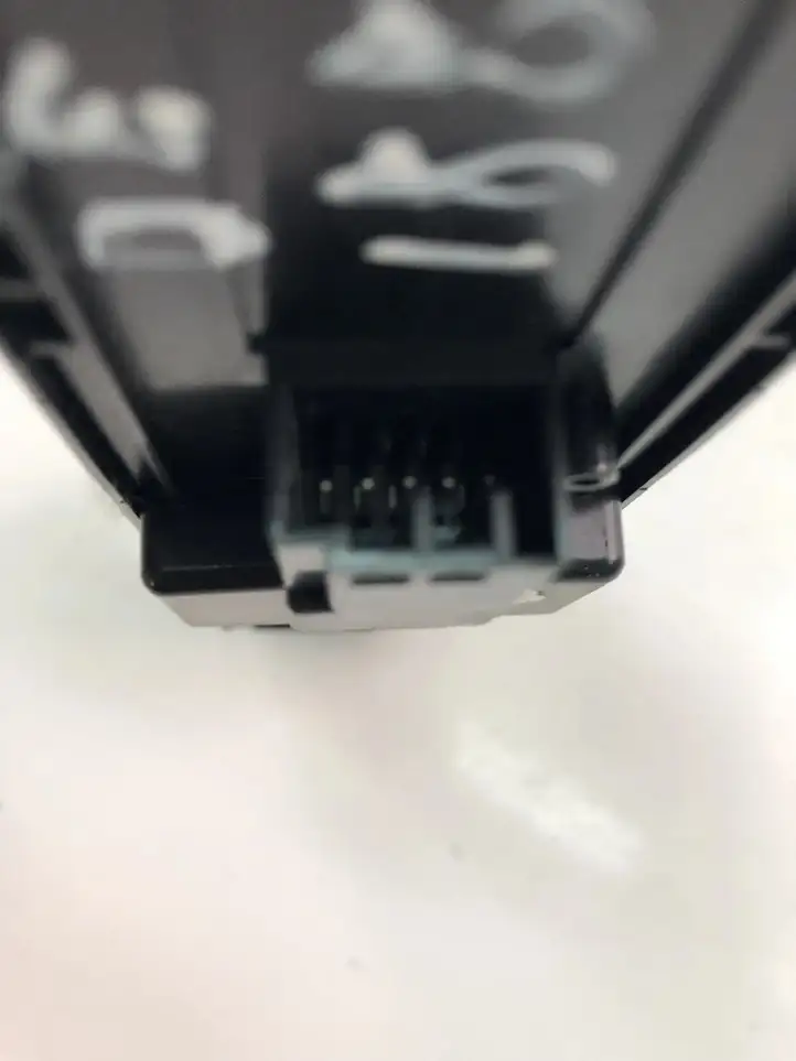 Volvo XC40 (2017 - ) 32279441 Кнопка стеклоподъемников — фото 3