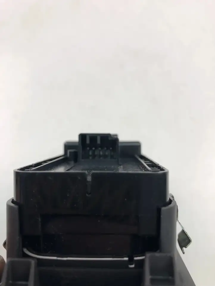 Volvo XC40 (2017 - ) 32279441 Кнопка стеклоподъемников — фото 2