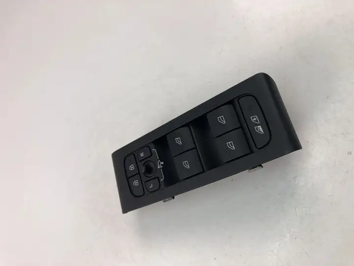 Volvo XC40 (2017 - ) 32279441 Кнопка стеклоподъемников — фото 1