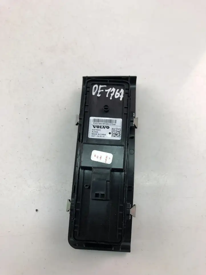 Volvo XC40 (2017 - ) 32279441 Кнопка стеклоподъемников — фото 4