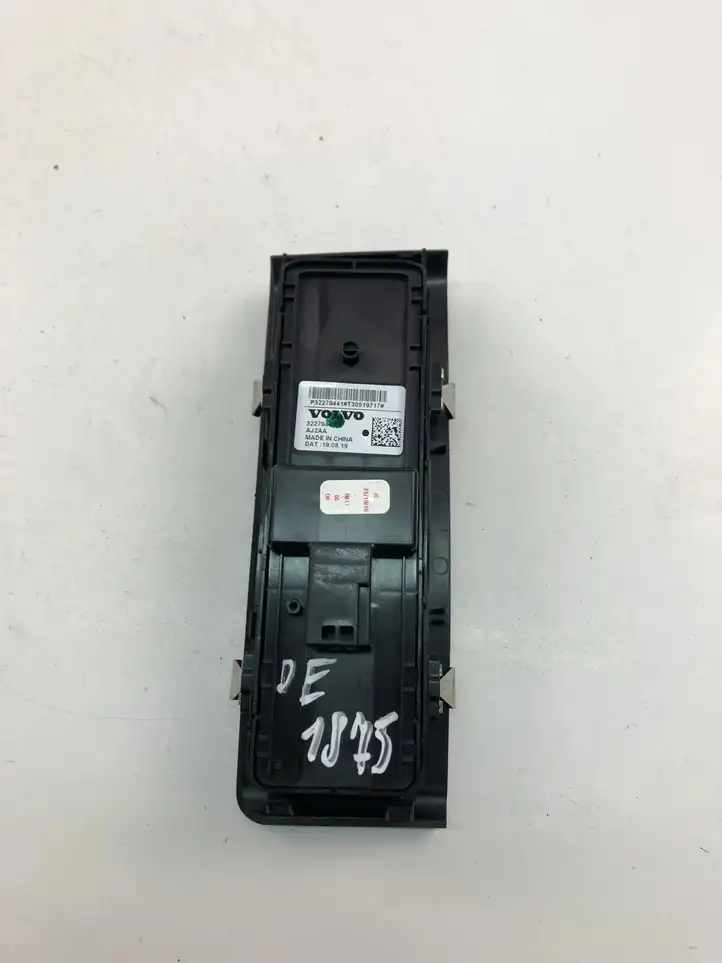 Volvo XC40 (2017 - ) 32279441 Кнопка стеклоподъемников — фото 4
