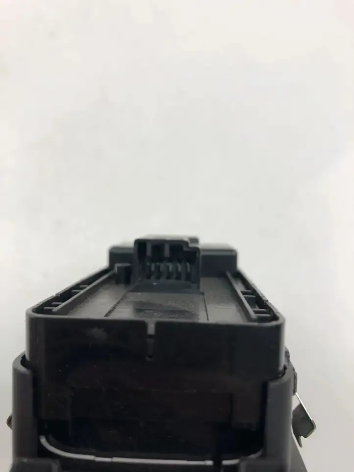 Volvo XC40 (2017 - ) 32279441 Кнопка стеклоподъемников — фото 3