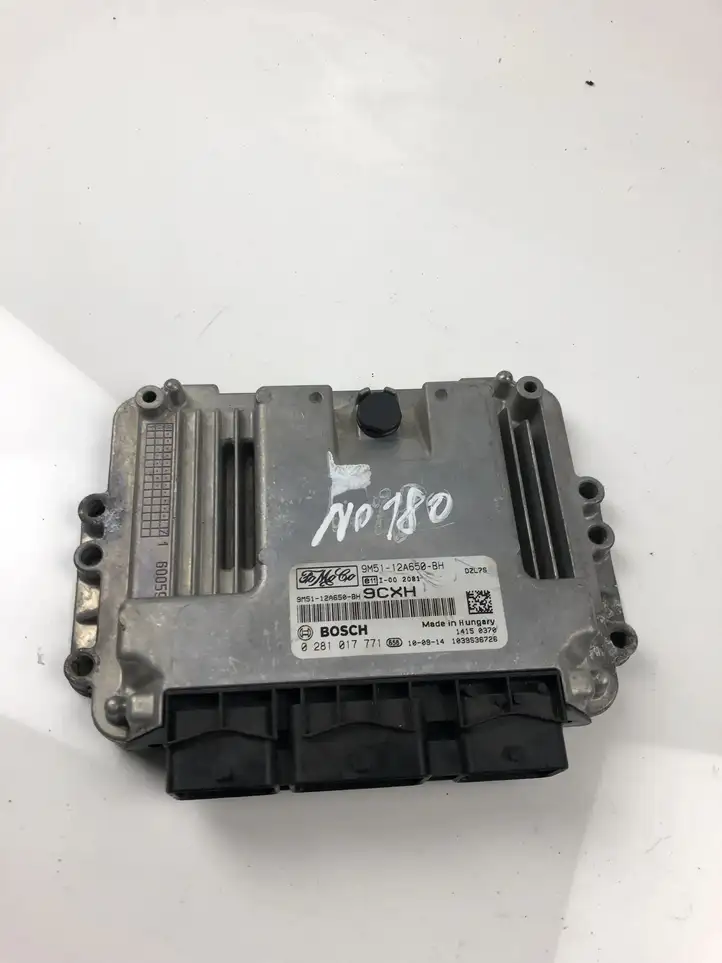 Ford Focus (2011 - 2015) 9M5112A650BH Блок управления двигателем (ECU) — фото 2