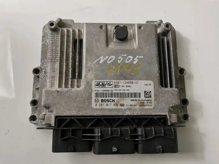 Ford Fiesta (2009 - 2012) AV2112A650GC Блок управления двигателем (ECU) — фото 2