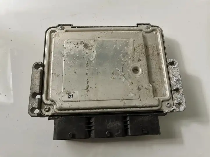 Ford Fiesta (2009 - 2012) AV2112A650GC Блок управления двигателем (ECU) — фото 4