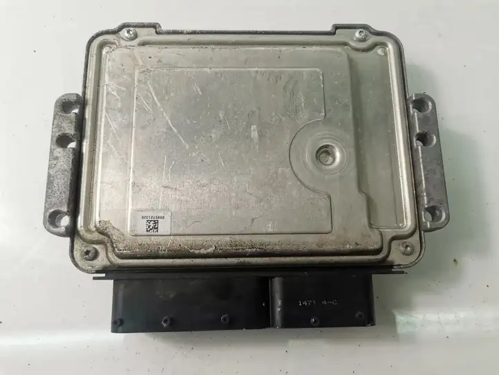 Suzuki SX4 (2006 - 2009) 51877440 Блок управления двигателем (ECU) — фото 4