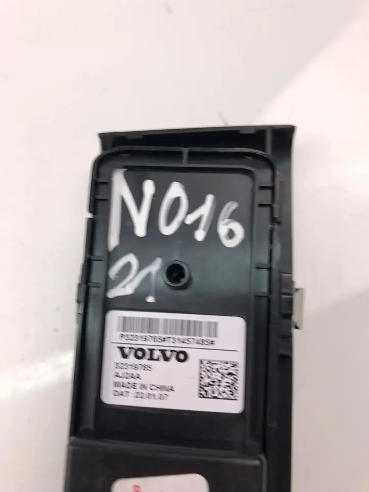 Volvo XC40 (2017 - ) 32319765 Кнопка стеклоподъемников — фото 4