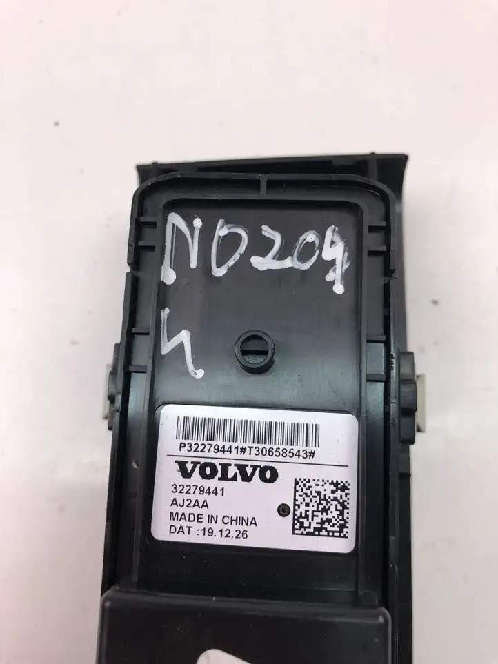 Volvo XC40 (2017 - ) 32279441 Кнопка стеклоподъемников — фото 4