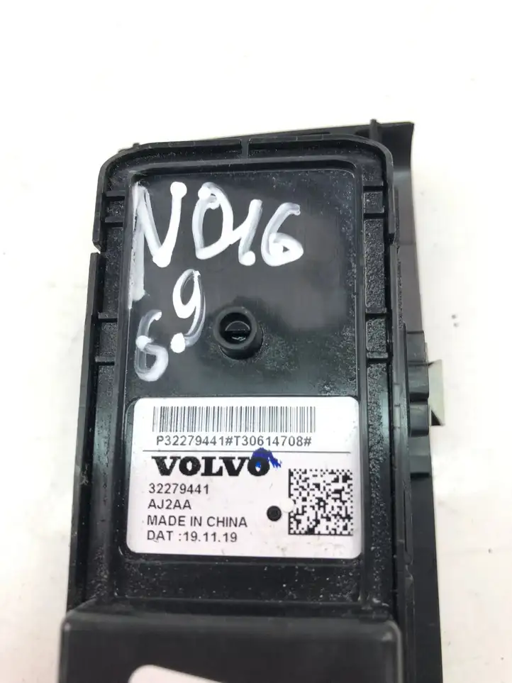 Volvo XC40 (2017 - ) 32279441 Кнопка стеклоподъемников — фото 4
