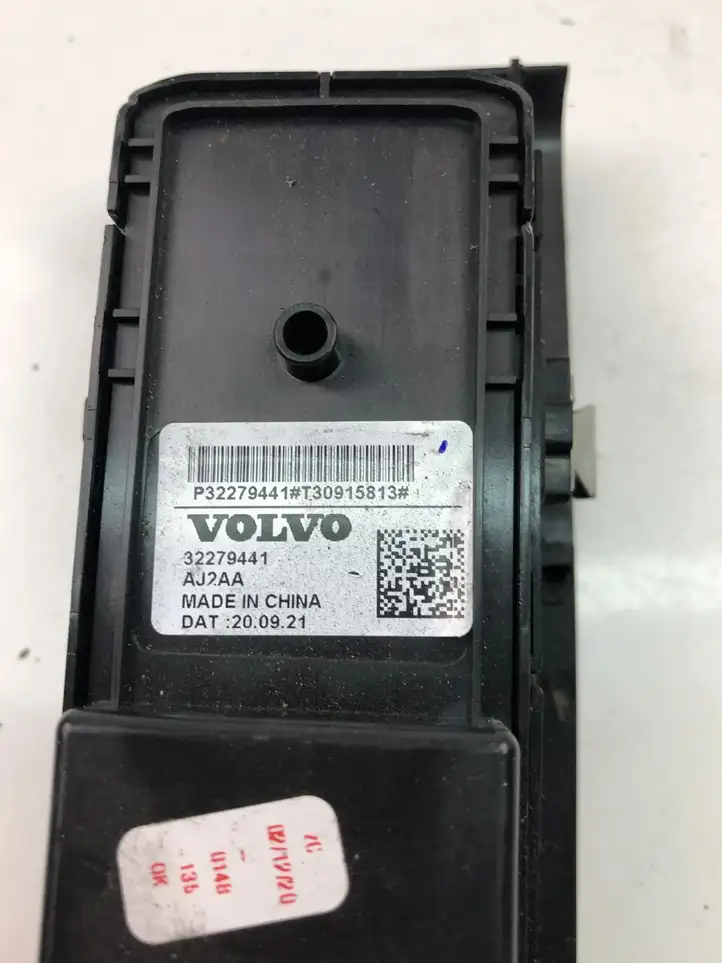 Volvo XC40 (2017 - ) 32279441 Кнопка стеклоподъемников — фото 4