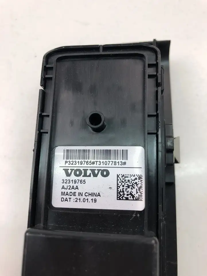 Volvo XC40 (2017 - ) 32319765 Кнопка стеклоподъемников — фото 4