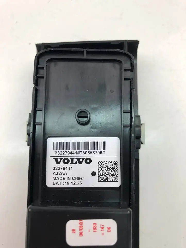 Volvo XC40 (2017 - ) 32279441 Кнопка стеклоподъемников — фото 4