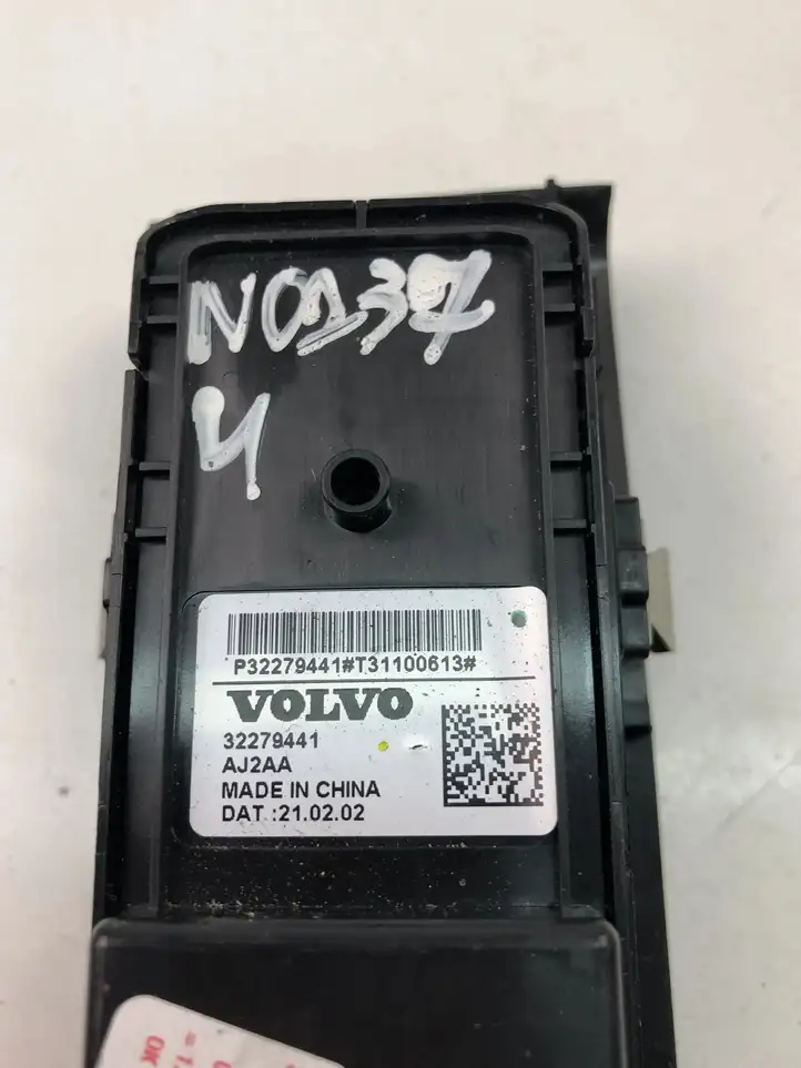 Volvo XC40 (2017 - ) 32279441 Кнопка стеклоподъемников — фото 4