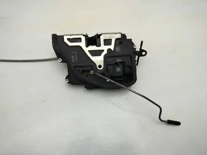 BMW 3 E90 E91 (2005 - 2012) 7060296 Замок задней двери — фото 4