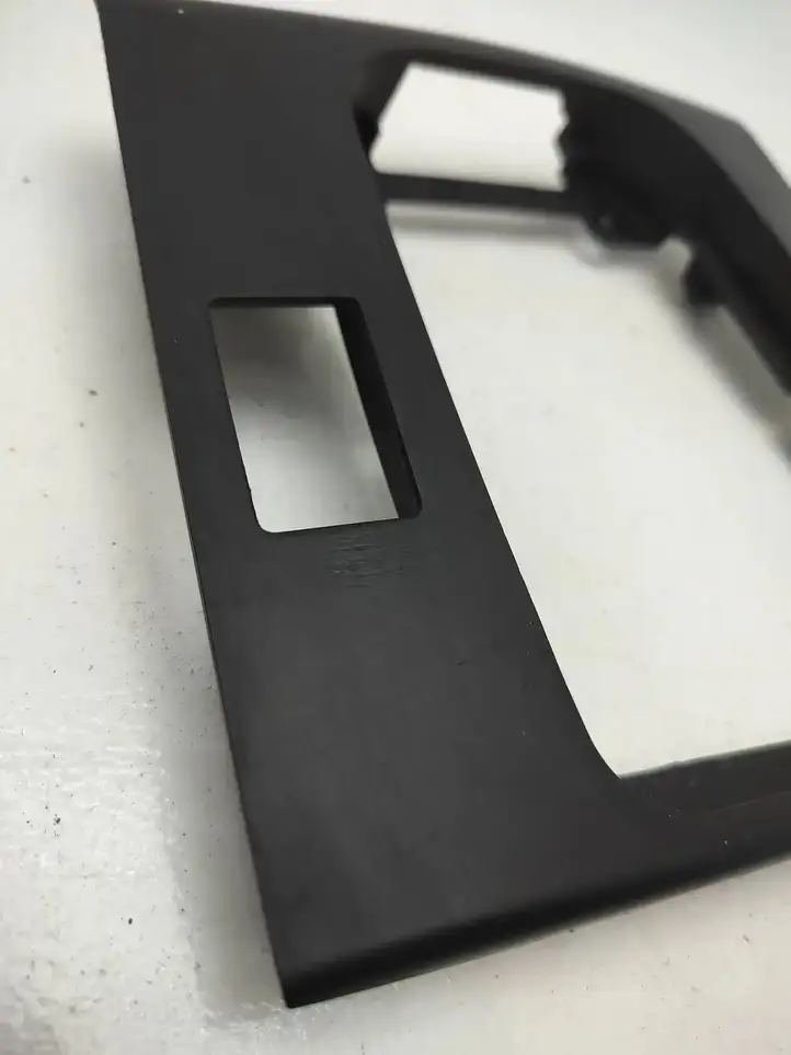 BMW 3 E46 (1998 - 2005) 8211465 Рамка рычага КПП — фото 3