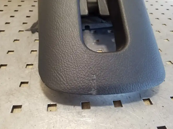 Toyota Corolla Verso AR10 (2004 - 2009) 452860F010 Обшивка рулевой колонки — фото 3