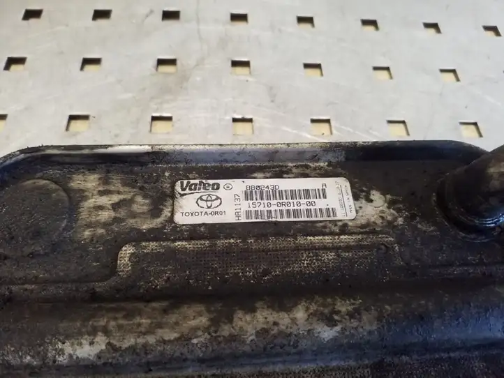 Toyota Corolla Verso AR10 (2004 - 2009) 880243D Кронштейн масляного фильтра — фото 2