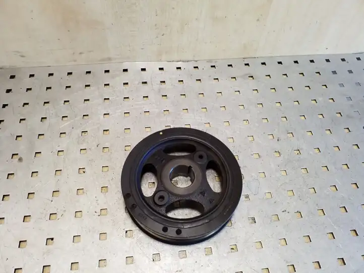 Toyota Corolla Verso AR10 (2004 - 2009) 134080R010 Шкив коленчатого вала — фото 1