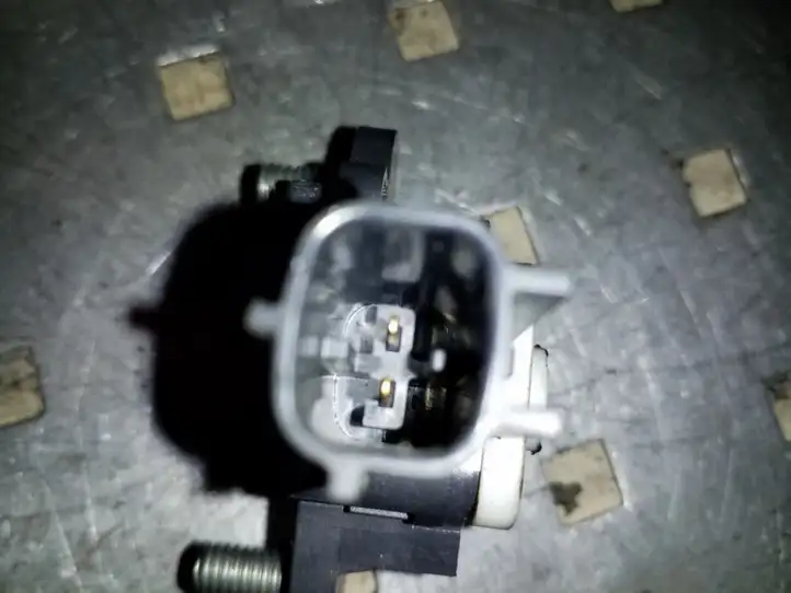 Audi A6 S6 C6 4F (2008 - 2011) 4F0955557B Датчик удара SRS — фото 3