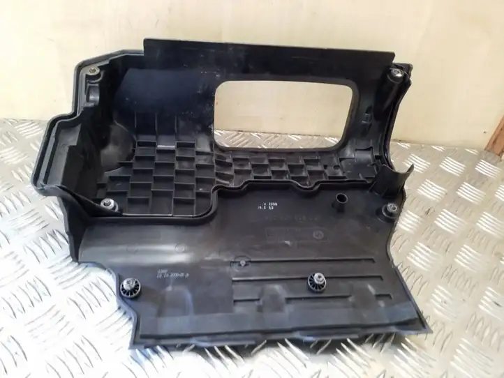 BMW 3 E46 (1998 - 2005) 137122469950 Крышка двигателя декоративная — фото 2