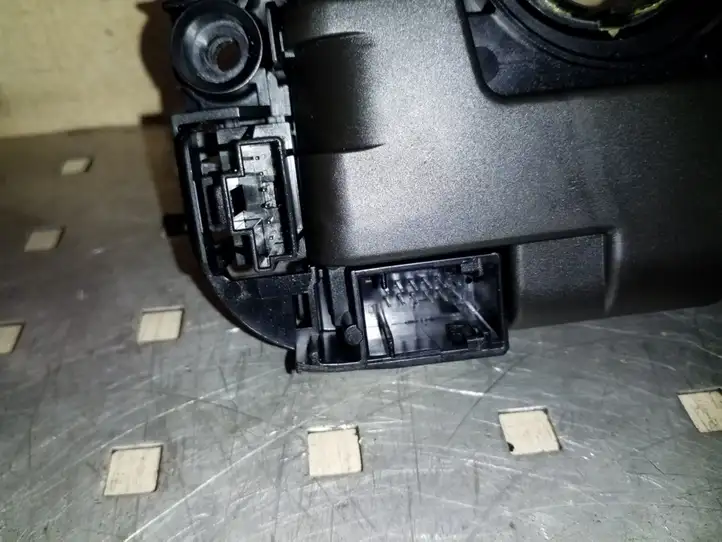 BMW X5 E70 (2006 - 2013) 912250902 Контактное кольцо SRS — фото 8