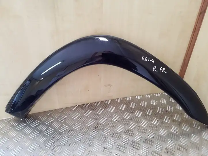 Toyota RAV 4 (XA20) (2000 - 2005) 7560142070 Накладка колесной арки — фото 1
