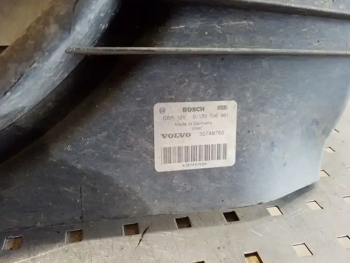 Volvo XC70 (2007 - 2013) 30741238 Дифузор радиатора — фото 3