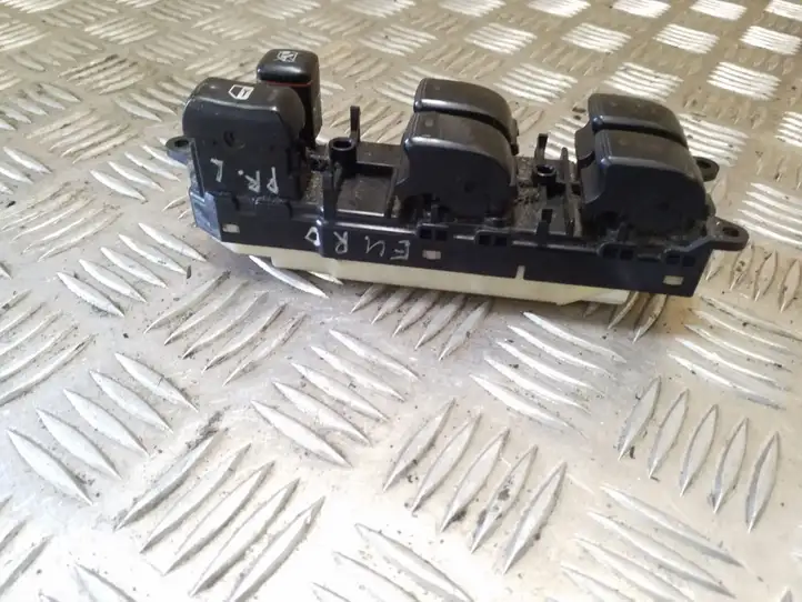 Toyota Avensis Verso (2004 - 2009) 8404044030 Блок кнопок стеклоподъемников — фото 2