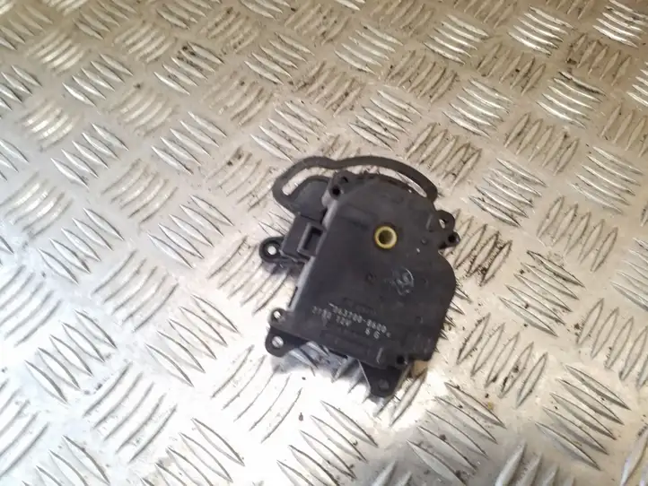 Toyota Avensis Verso (2001 - 2004) 0637008600 Двигатель задвижки потока воздуха — фото 3