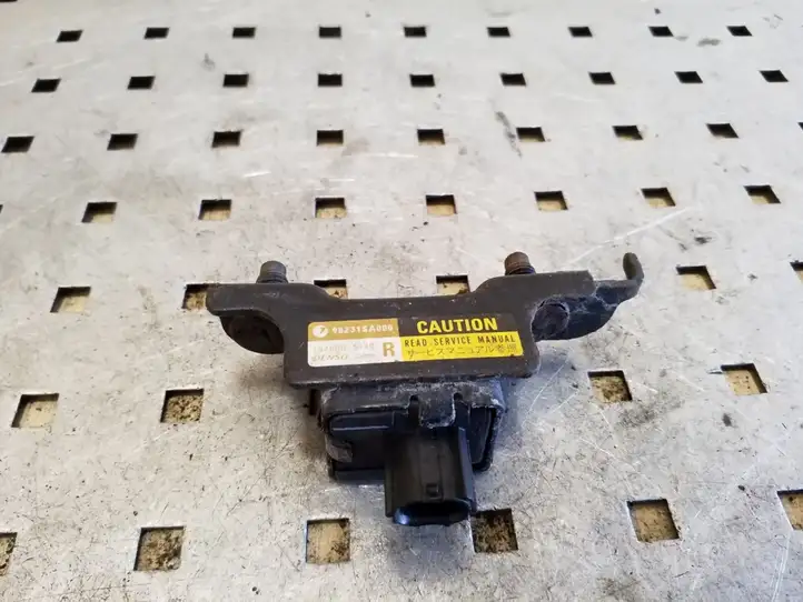 Subaru Forester SG (2003 - 2005) 1876005140 Датчик удара SRS — фото 1