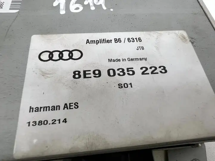 Audi A4 S4 B7 8E 8H (2004 - 2009) 8E9035223 Усилитель звука — фото 4
