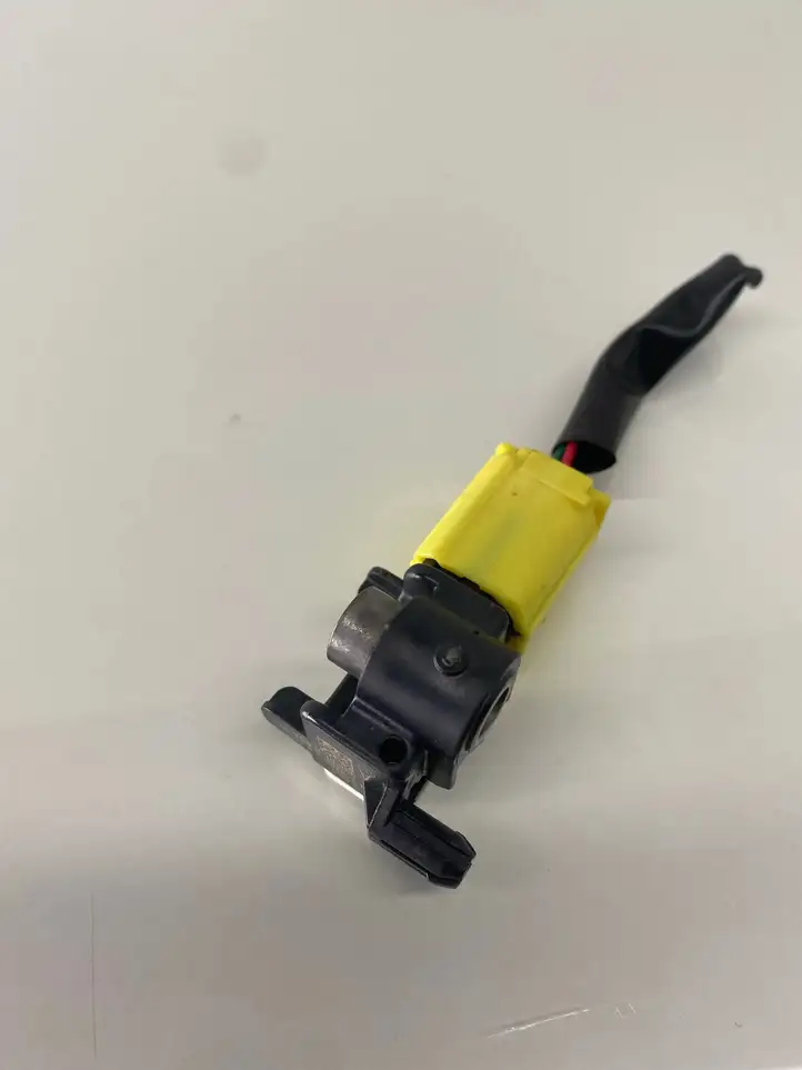 Nissan Leaf I (ZE0) (2010 - 2017) 988301EA0A Датчик удара SRS — фото 2
