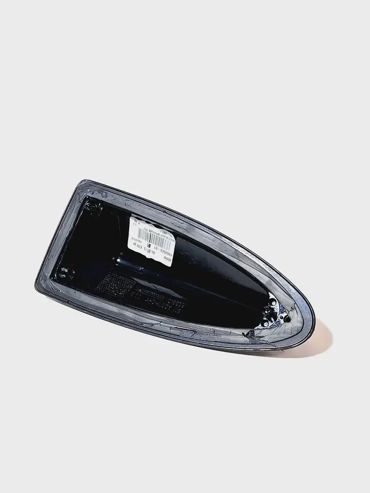 BMW X5 E70 (2006 - 2013) 698266501 Крышка GPS-антенны — фото 3