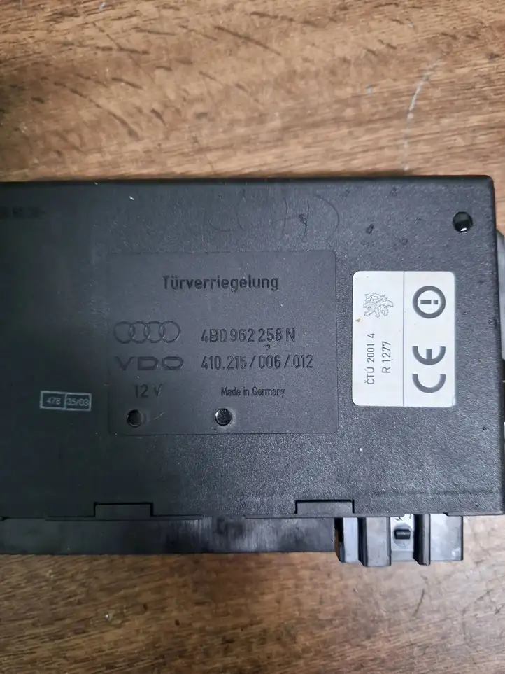 Audi A6 S6 C5 4B (2001 - 2004) 4B0962258N Модуль комфорта — фото 2