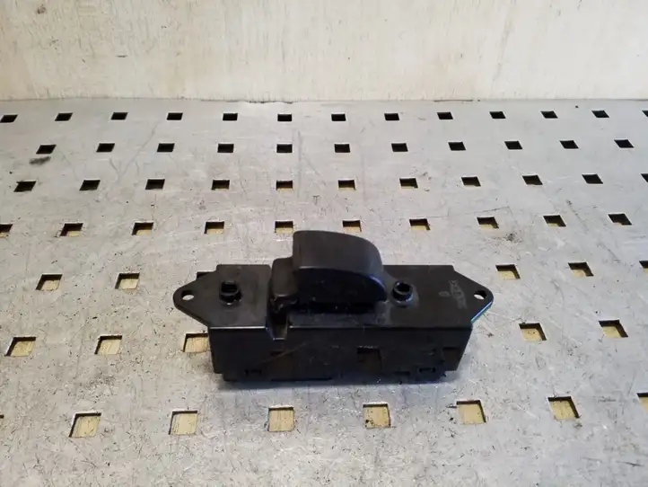 Mitsubishi Outlander (2007 - 2012) 8608A063 Кнопка стеклоподъемников — фото 4