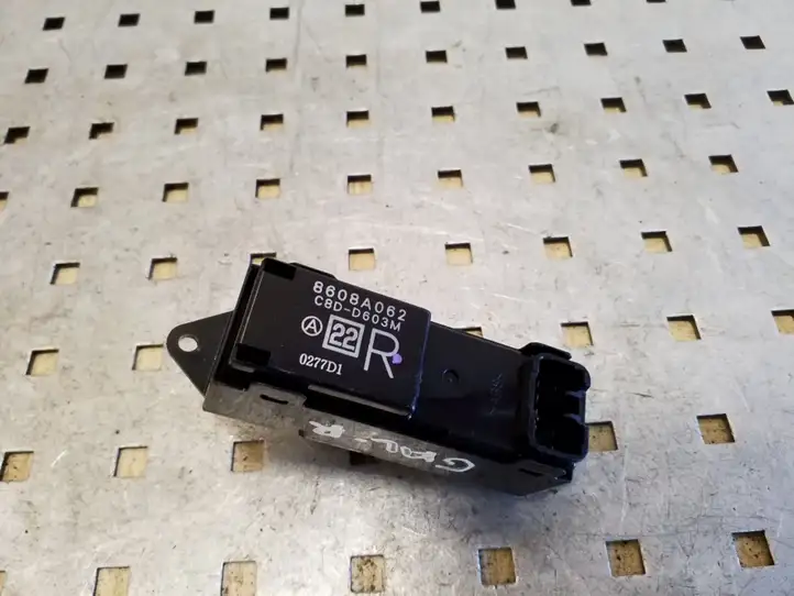 Mitsubishi Outlander (2007 - 2012) 8608A062 Кнопка стеклоподъемников — фото 3